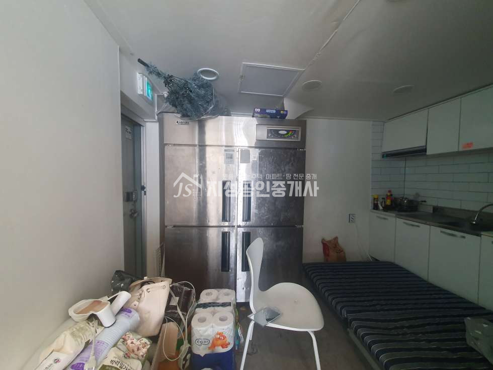 대구 달서구 용산동 용산동 유동인구 많은 코너상가 무권리 가시성아주좋음 다용도가능 월세 매물번호 11040 사진 3