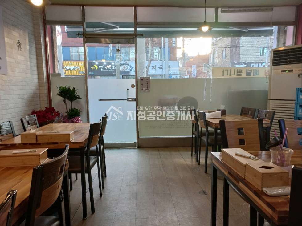 대구 달서구 상인동 월배역5분거리도로변상가,인근대단지아파트밀집,유동성.시인성좋음,다용도점포 월세 매물번호 10832 사진 3