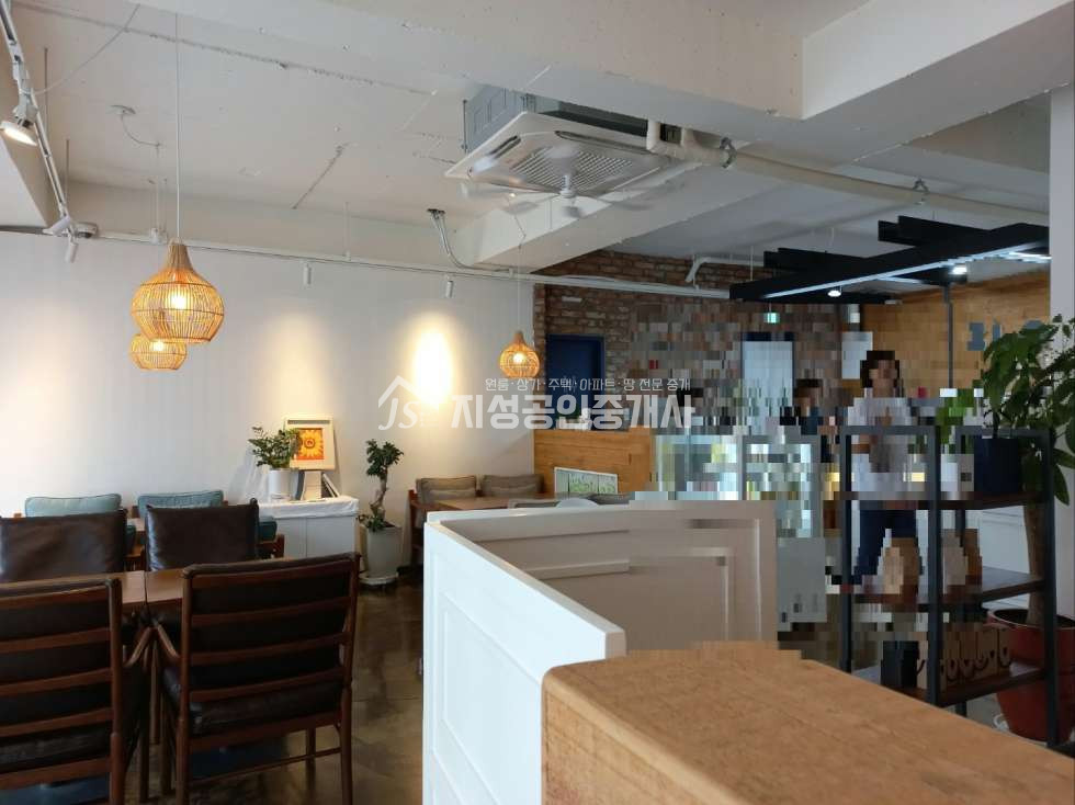 대구 수성구 범어동 수성구청역5분거리/ 상가밀집지역/ 인근대단지아파트밀집지역 / 시인성.유동성좋음 / 다용도가능 월세 매물번호 11121 사진 6