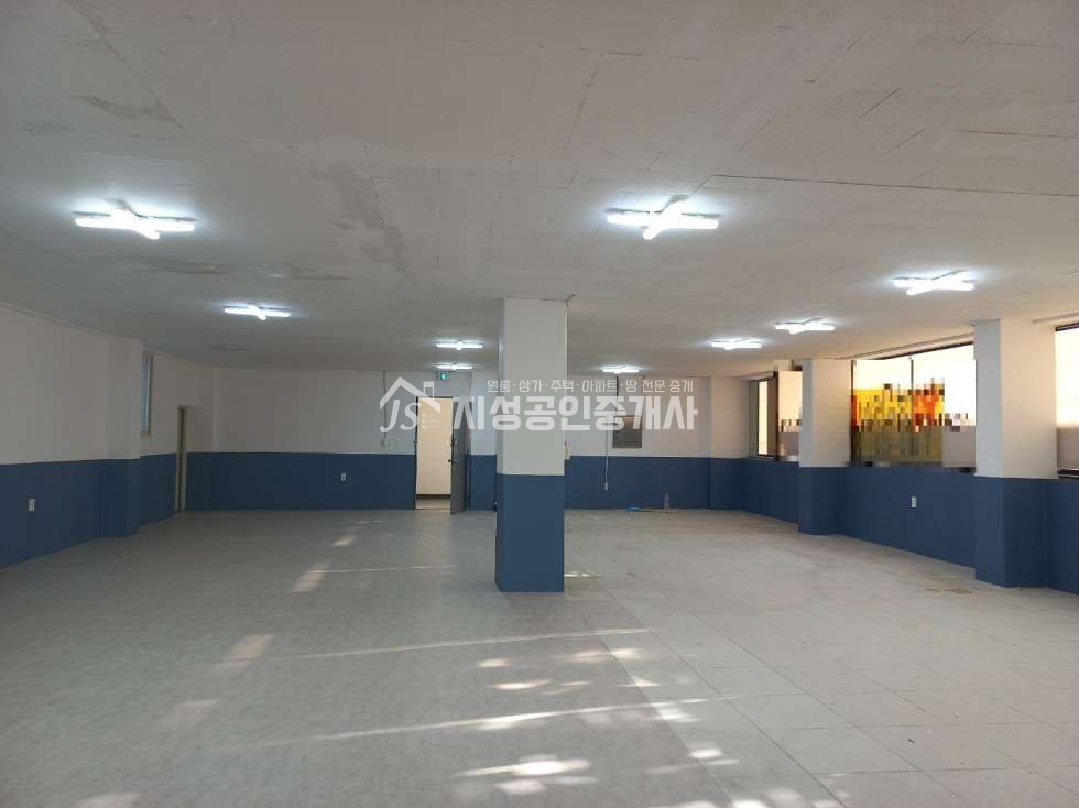 대구 달서구 감삼동 감삼역인근사무실 / 깨끗하고 넓은평수 / 무권리 / 다용도가능 월세 매물번호 11256 사진 3