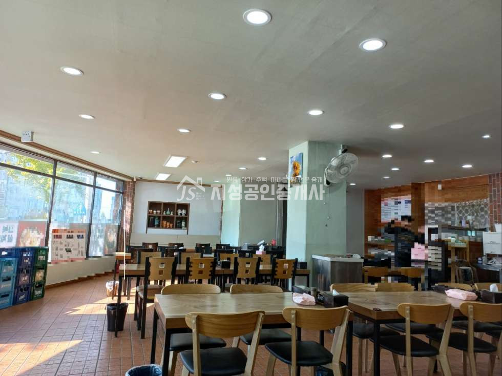 대구 달서구 성당동 대명천로대도로변상가,대단지아파트근접,전면시인성좋은상가,다용도가능 월세 매물번호 11369 사진 2