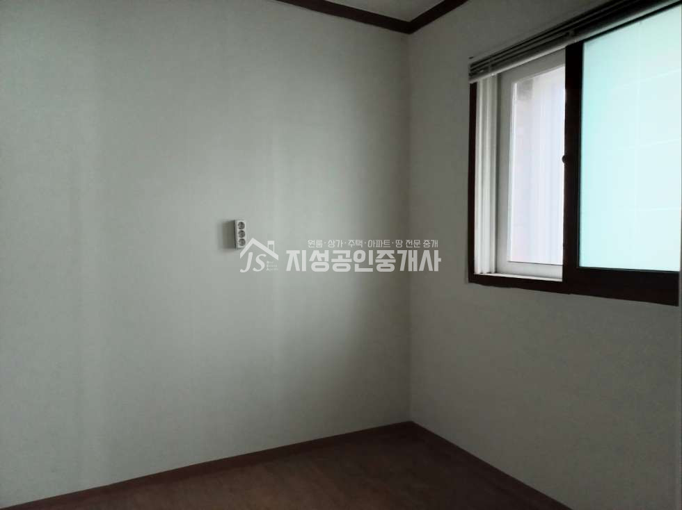 대구 달서구 성당동 살림하면서영업하실수있음 /저렴한월세 /무권리 / 다용도가능 월세 매물번호 11379 사진 3