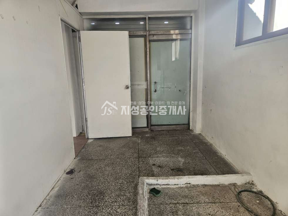 대구 달서구 용산동 사거리 코너상가 가시성우수 다용도 상가 무권리 즉시입점가능 월세 매물번호 11640 사진 4