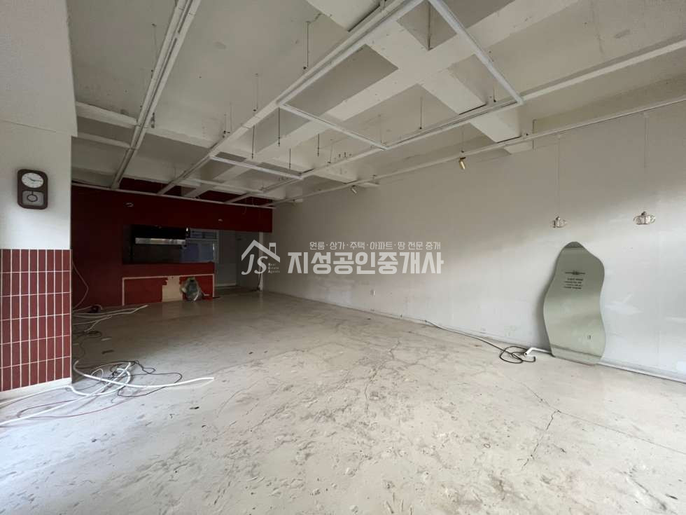 대구 남구 대명동 성당못 맞은편 차량통행 많은 코너자리 월세 매물번호 12176 사진 3