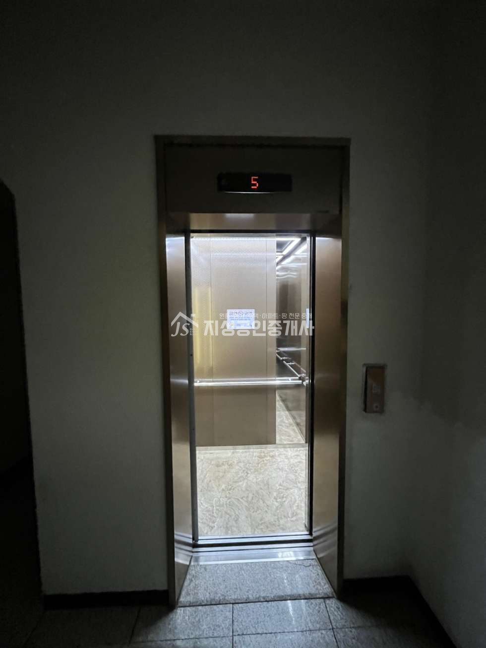 대구 달서구 죽전동 죽전역 부근 위치한 5층 사무실임대,엘리베이터, 주차가능 월세 매물번호 12270 사진 8