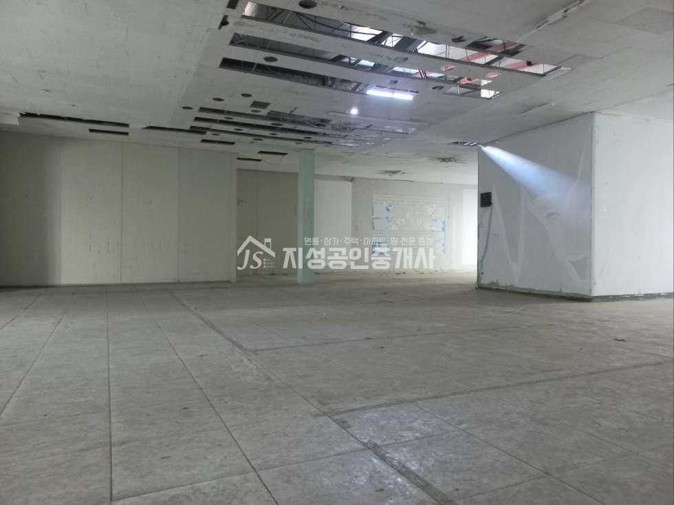 대구 달서구 도원동 권리금없음 / 4층단독사용 / 항아리상권 / 업종제한없음/ 유동인구아주많음 월세 매물번호 10878 사진 6