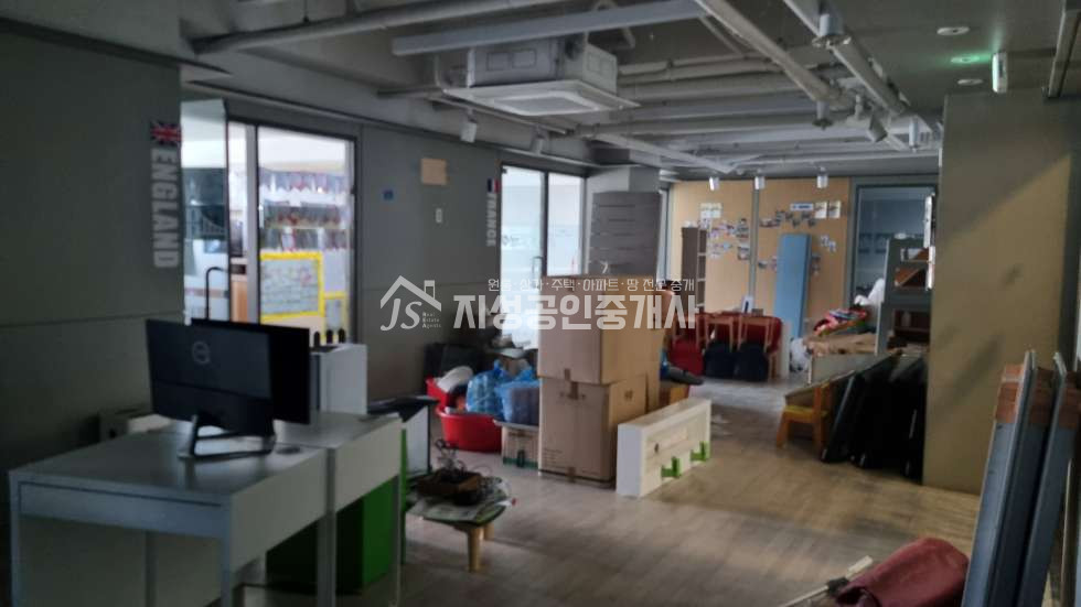 대구 달서구 진천동 진천역1분, 예쁜건물 상가, 대형평수 상가, 위치최상,분할가능 월세 매물번호 11645 사진 2