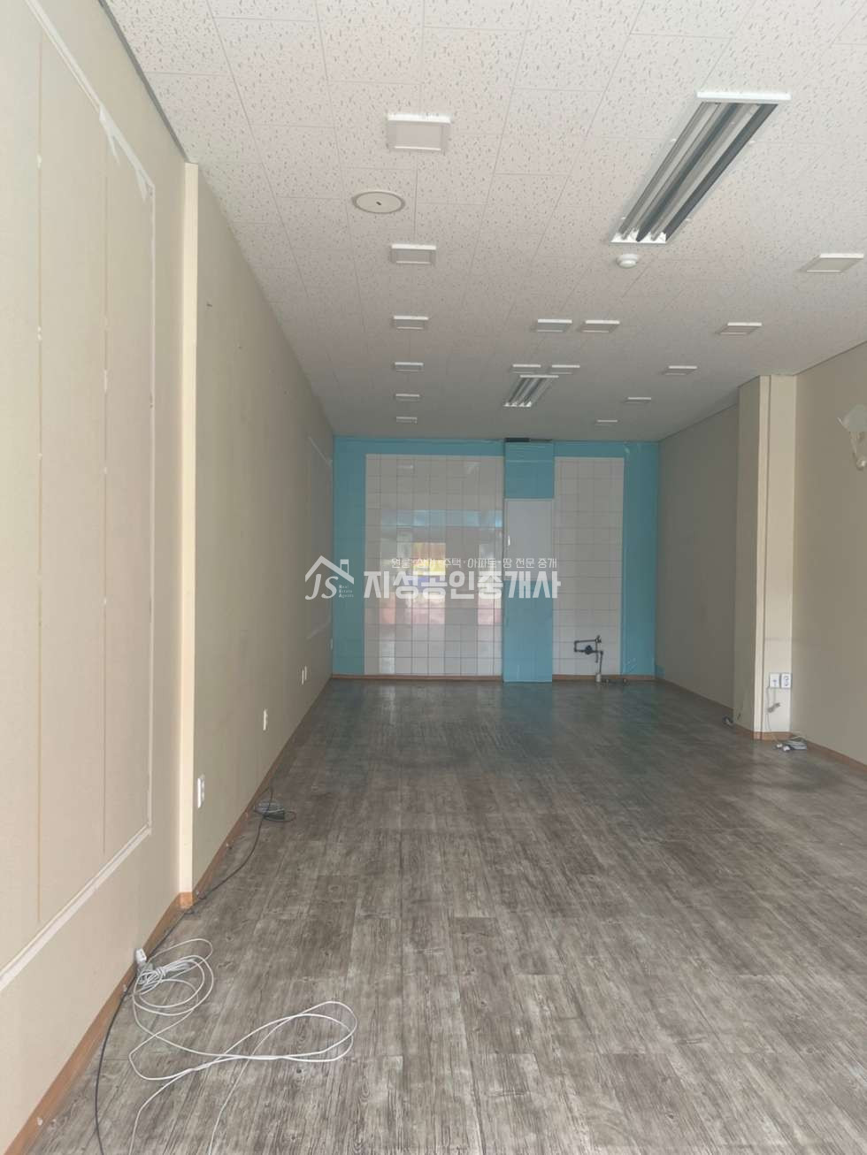 대구 달서구 상인동 O실사진ok O無권리금 O적극추천 O상인나이트쪽사거리 O시인성아주좋아요 O유동인구풍부 O시인성아주좋아요 월세 매물번호 10987 사진 4