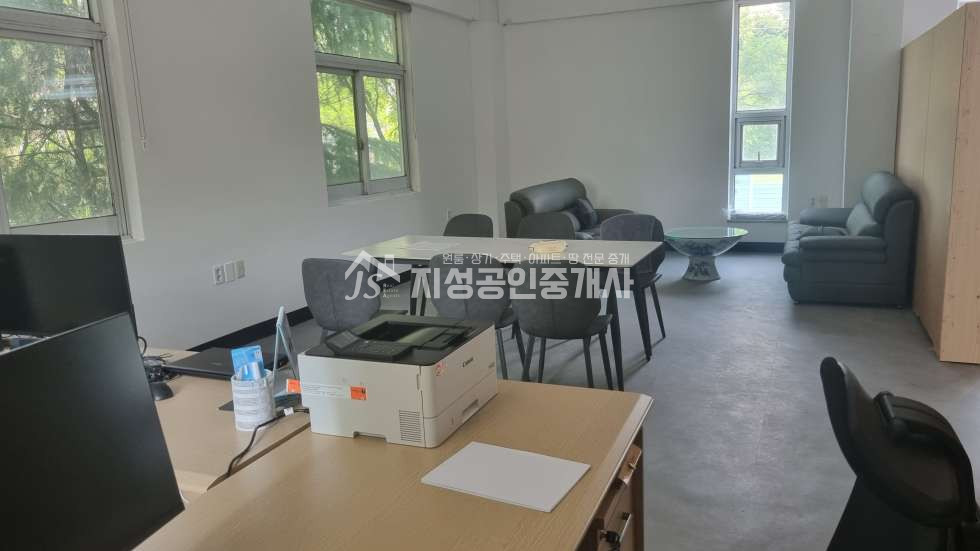 대구 달서구 도원동 영빈빌딩동 대구부설초등학교 맞은편 상가/ 초등학군지 상가/ 학원형성가 상가/ 횡단보도 바로앞 상가/ 학원입지도 최상/ 학원가 형성 최고라인/ 시설.상태 매우좋음 월세 매물번호 10779 사진 4