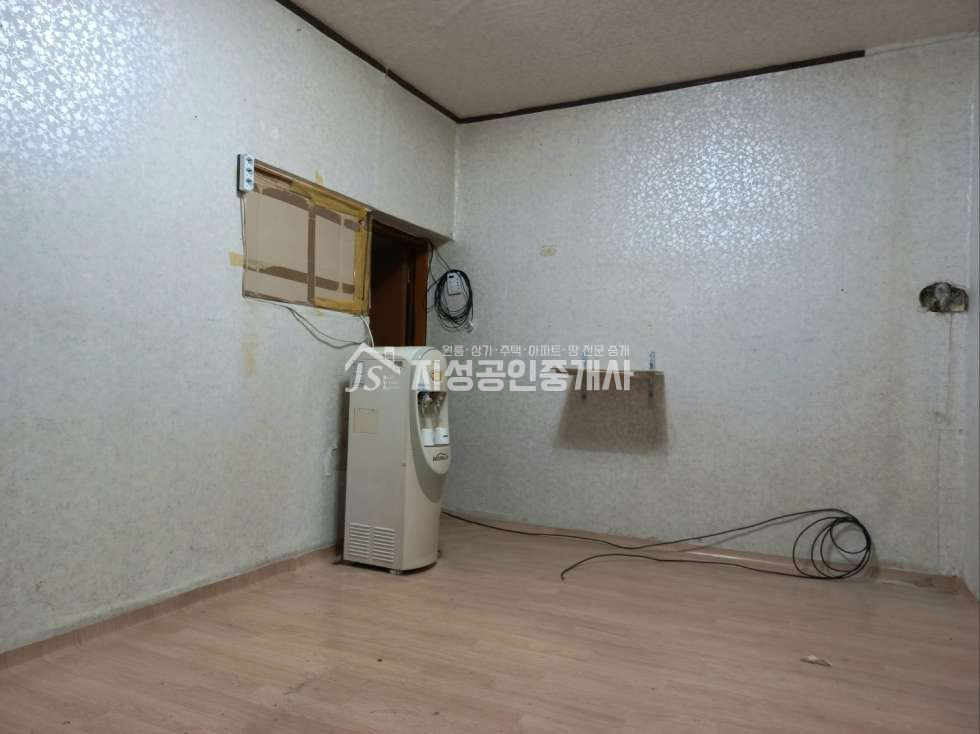 대구 달서구 송현동 저렴한월세/ 무권리 / 월촌역5분거리/ 점포앞주차가능/ 다용도가능 월세 매물번호 11004 사진 3
