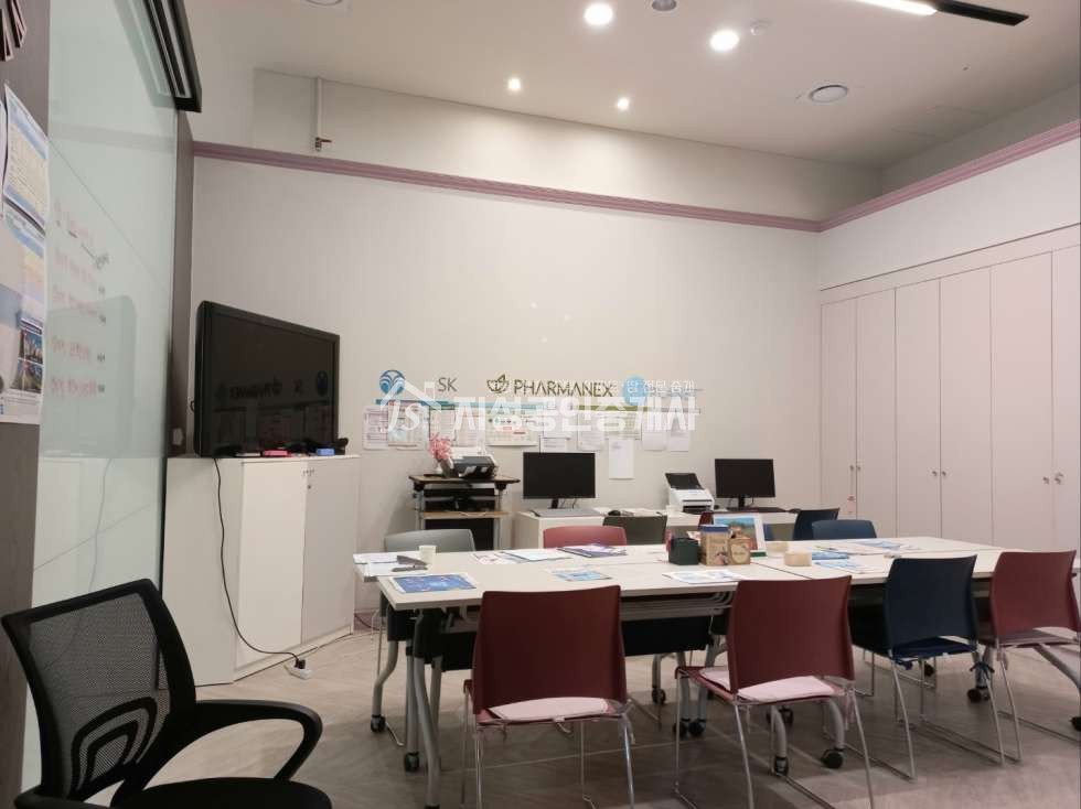 대구 달서구 감삼동 판매시설동 대형평수인테리어최/ 대단지아파트단지상가/ 죽전역세권상가/ 무권리/ 다용도가능 월세 매물번호 10986 사진 6