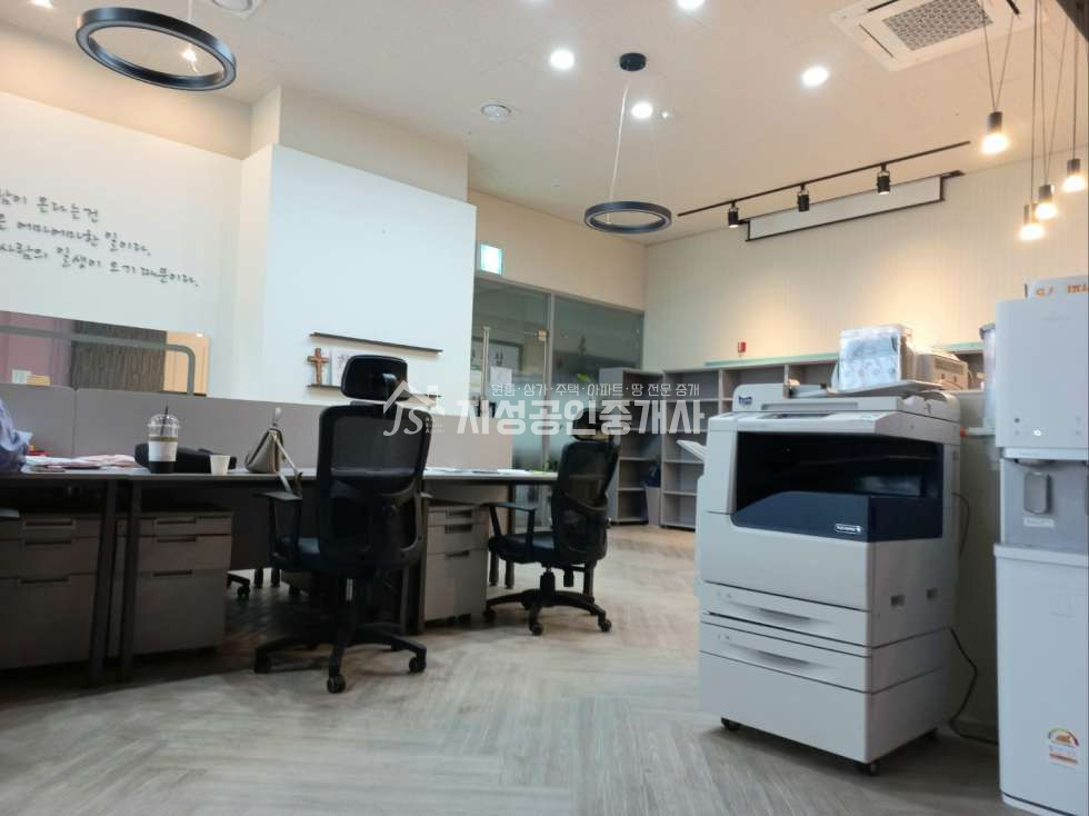 대구 달서구 감삼동 판매시설동 대형평수인테리어최/ 대단지아파트단지상가/ 죽전역세권상가/ 무권리/ 다용도가능 월세 매물번호 10986 사진 7