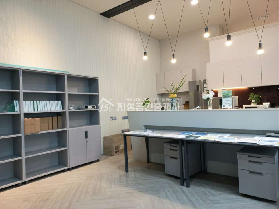 대구 달서구 감삼동 판매시설동 대형평수인테리어최/ 대단지아파트단지상가/ 죽전역세권상가/ 무권리/ 다용도가능 월세 매물번호 10986 사진 9