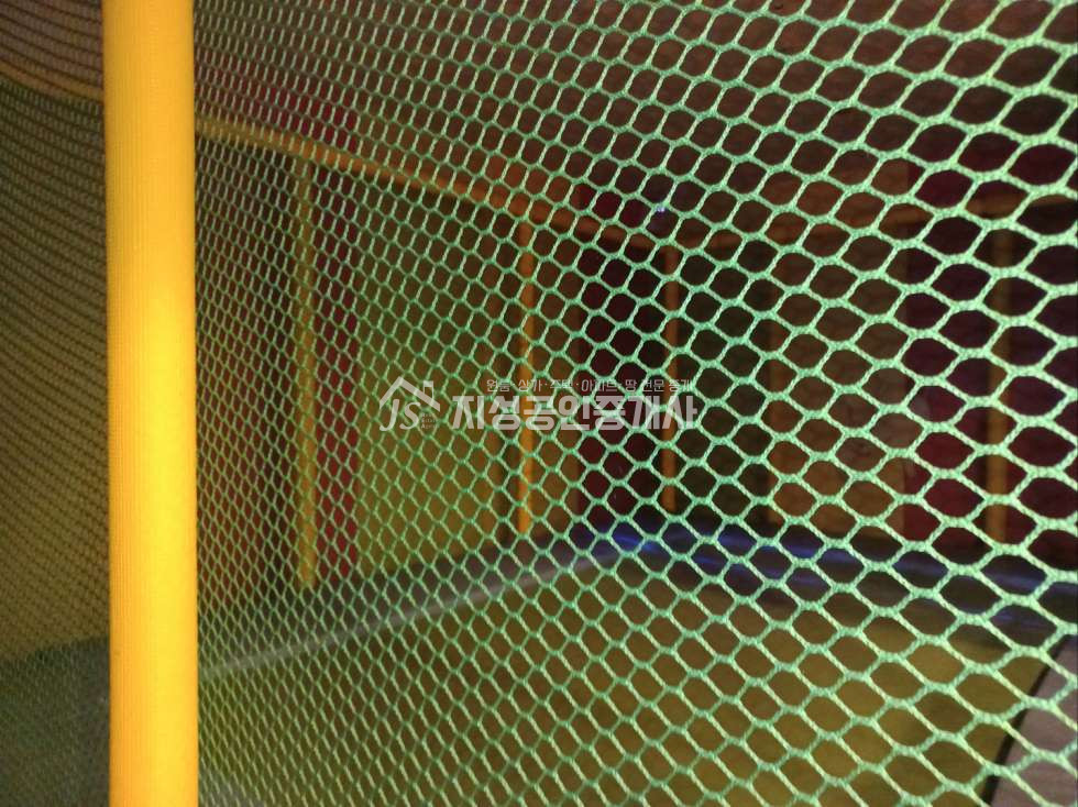 대구 달서구 본동 감천초등학교인근/ 아파트단지근접한상가/ 넓은실내/ 무권리/ 다용도가능 월세 매물번호 10925 사진 1