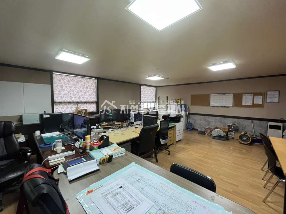 대구 달서구 본동 학산공원 삼거리 부근 대로변 엘베있는 4층 사무실 임대 월세 매물번호 11109 사진 2
