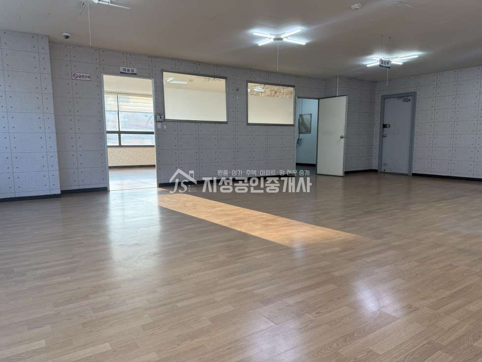 대구 달서구 송현동 대로변코너상가, 가시성아주좋음, 권리금없음, 다용도가능, 앞산순환도로변 월세 매물번호 12585 사진 2