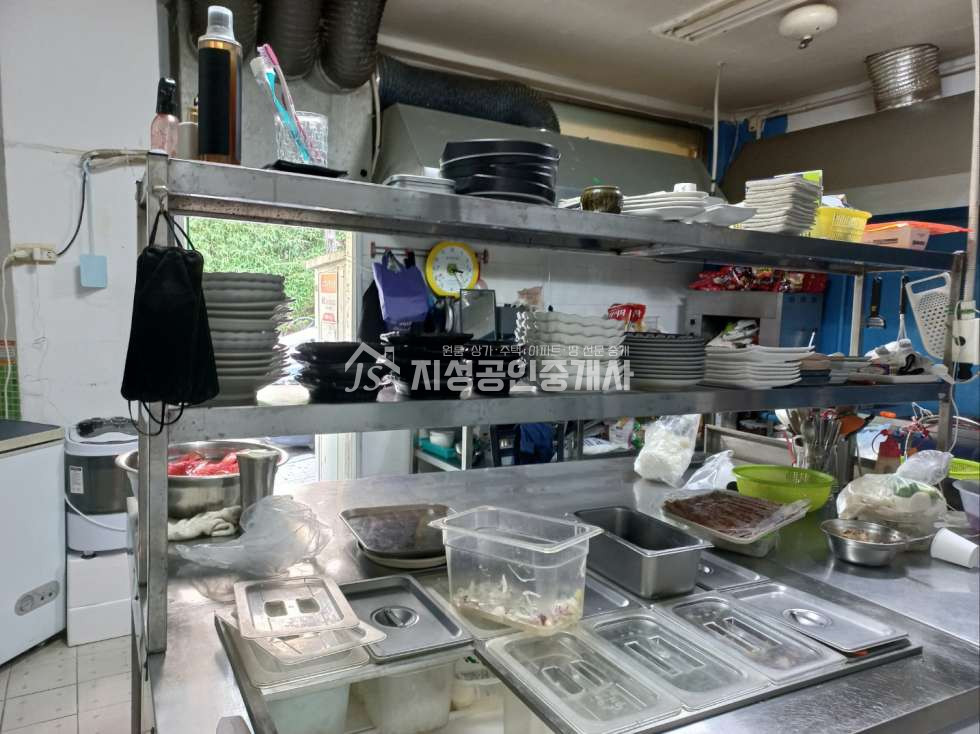 대구 달서구 상인동 1층코너상가/ 노출아주좋은위치/ 풍부하한유동인구/ 도시가스있음/ 내부화장실남여별도/ 양도양수가능/ 권리금협의 월세 매물번호 10528 사진 6