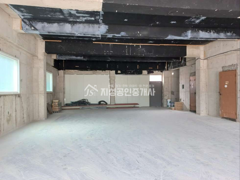 대구 달서구 송현동 권리금없음/ 풍부한유동인구/ 다용도가능/ 1층단독사용/ 서부정류장인근 월세 매물번호 13009 사진 1
