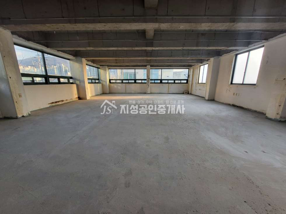 대구 달서구 진천동 진천역인근/ 3층단독사용/ 노출아주좋은상가/ 풍부한유동인구/ 도로변상가/ 다용도가능 월세 매물번호 10251 사진 5
