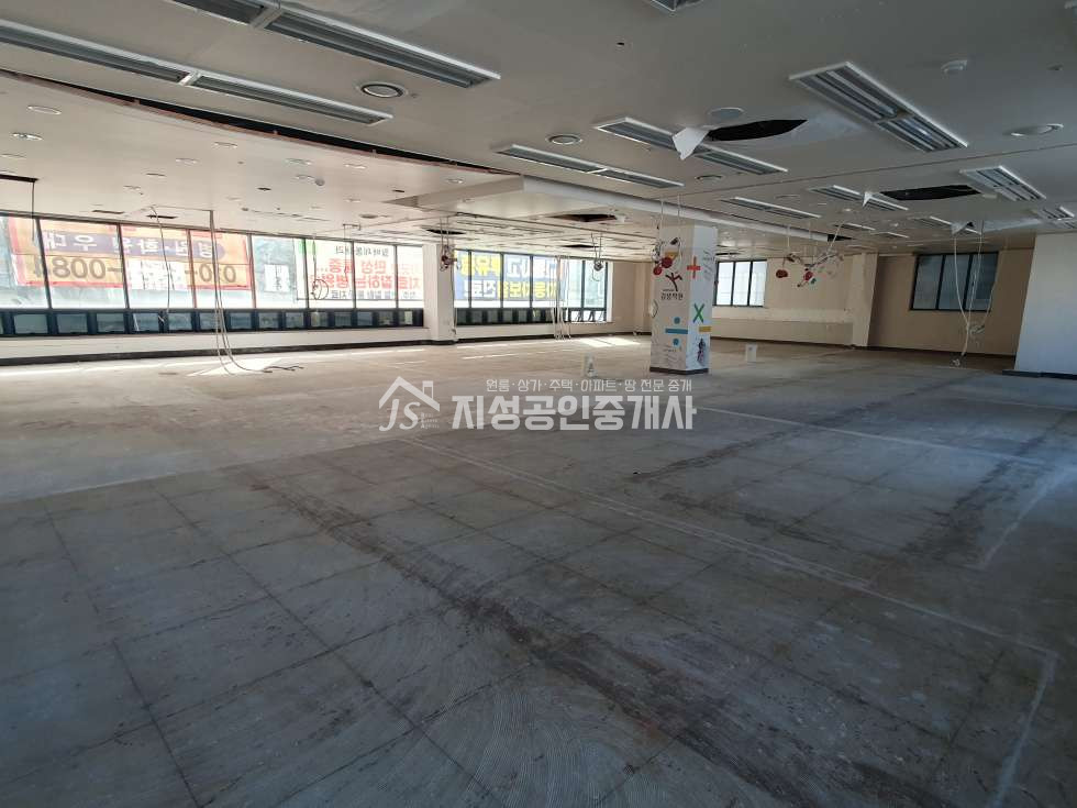 대구 달서구 진천동 월배역보도1분/ 월배초등도보1분/ 대로변상가/ 엘리베이터有/ 권리금없음/ 풍부한유동인구/ 월세조정가능 월세 매물번호 10037 사진 5