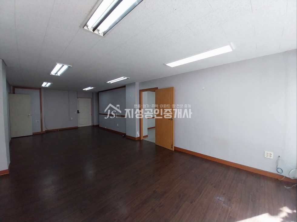 대구 달서구 송현동 도로변 무권리 사무실 기본인테리어0 노출좋고 유동인구많음 다용도가능 월세 매물번호 12391 사진 3