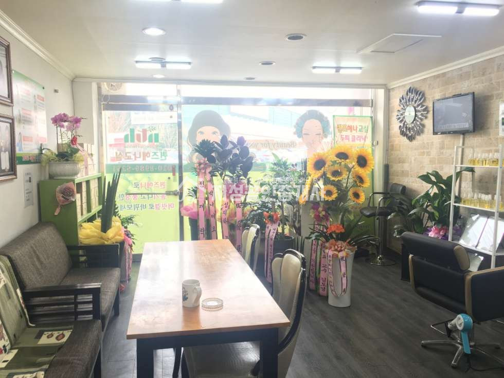 대구 달서구 진천동 장보고식자재마트 맞은편, 즉시입주가능, 업종제한없음, 노출좋은상가 월세 매물번호 11581 사진 1