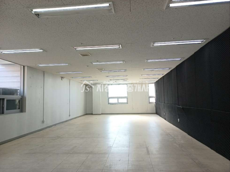 대구 달서구 송현동 월촌역근접상가/ 대도로변메인상가 / 무권리 / 사무실등다용도가능 월세 매물번호 11431 사진 3