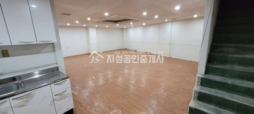 대구 달서구 상인동 지하1층단독사용/ 권리금없음/ 저렴한금액/ 업종제한없음/ 풍부한유동인구 월세 매물번호 10110 사진 1