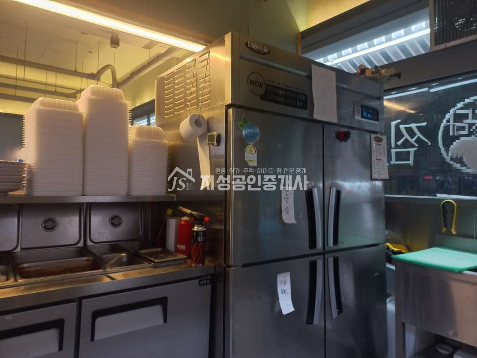대구 중구 남산동 109동 남산역 인근 상가/ 남산동 상가임대/ 대단지아파트 상가/ 대규모 아파트 단지 밀집구역/ 노추좋은 상가/ 유동인구 많은 핫라인/ 상권형성의 중심상가/ 위치최상 월세 매물번호 10702 사진 6