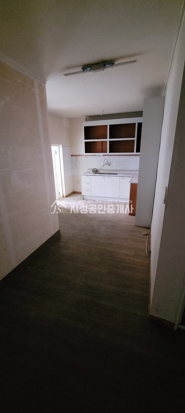 대구 달서구 상인동 상인역도보1분거리/ 풍부한유동인구/ 업종제한없음/ 권리금도없음/ 3층단독사용/시인성좋음 월세 매물번호 10034 사진 6