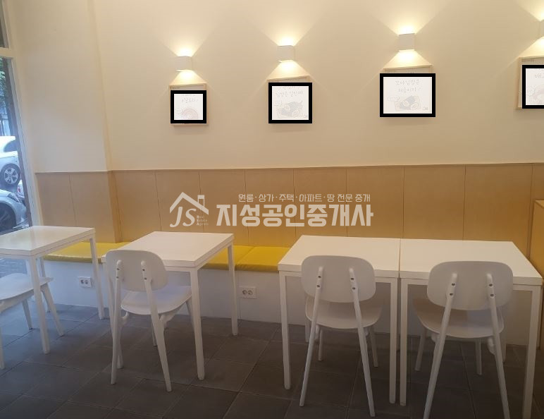 대구 달서구 상인동 A동 상인동상가, 월서초인근, 대단지아파트 인근, 도로변상가, 유동인구多, 초등학군지, 인테리어 깔끔, 월세 매물번호 11189 사진 1