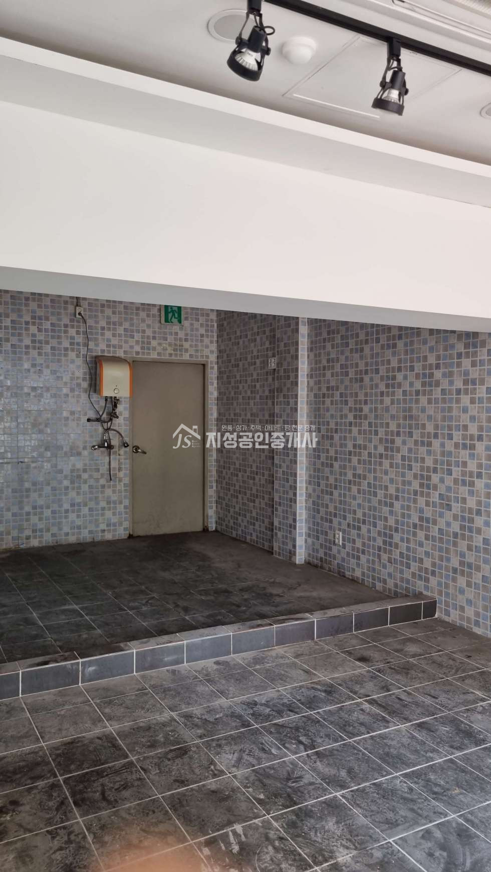 대구 달서구 대곡동 상가동 無권리금/ 즉시입점가능/ 아파트단지내상가/ 도로변 위치 풍부한 유동인구/ 대곡역 도보 3분거리 월세 매물번호 10805 사진 3