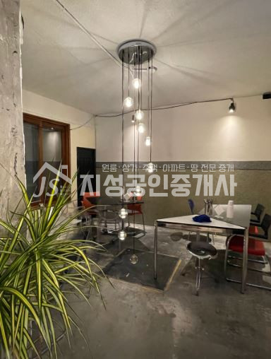 대구 달서구 상인동 갬성술집, 핫플술집, 상인동 먹자골목안, 달배공원, 복층상가 월세 매물번호 11624 사진 1