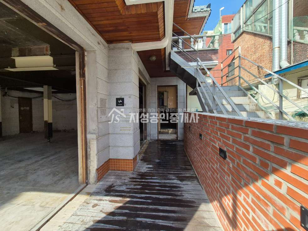 대구 달서구 상인동 무권리 / 철거됨 / 상인역도보1분/ 1층단독사용/ 내외부깔끔/ 다용도가능/ 권시비협의 월세 매물번호 13202 사진 3