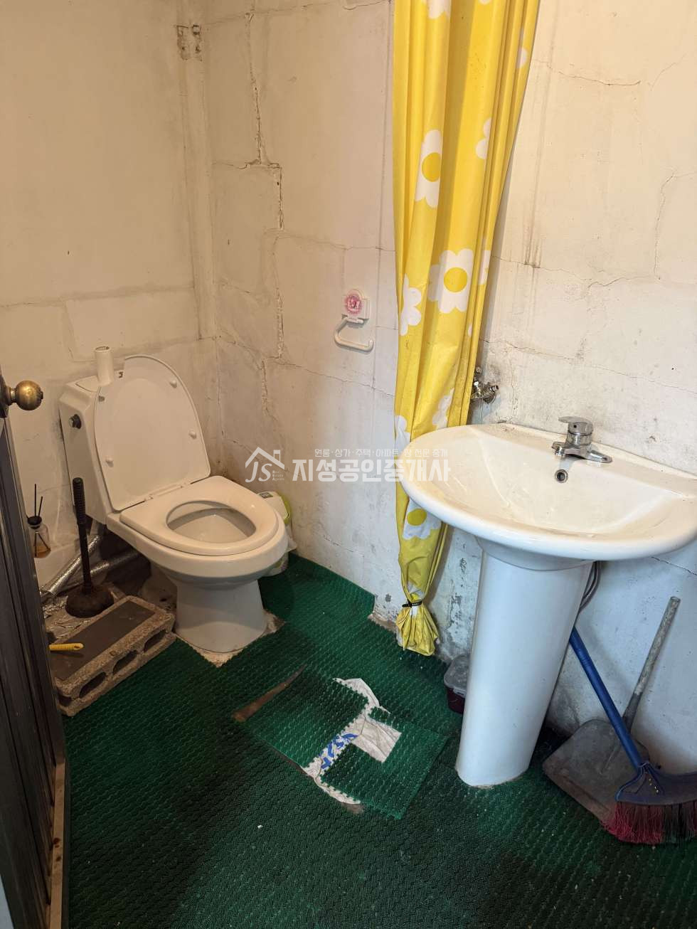 대구 달서구 성당동 무권리, 코너1층상가, 가게앞주차가능, 뒤편창고까지 합18평 월세 매물번호 13356 사진 4
