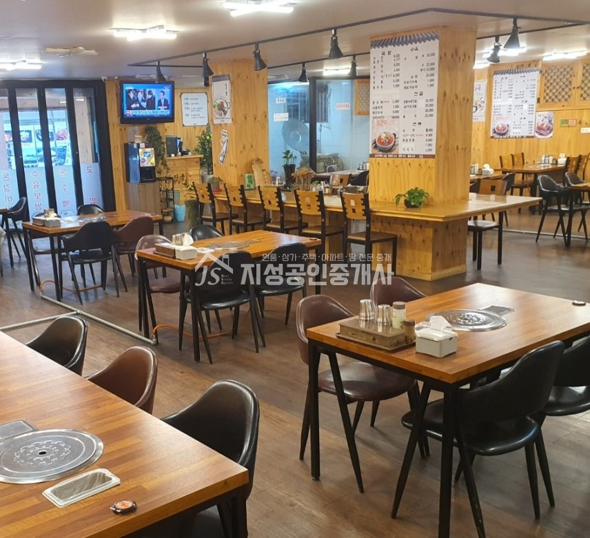 대구 달서구 감삼동 죽전네거리 식당라인 주차편리한 대형평수 식당 임대 월세 매물번호 12340 사진 1