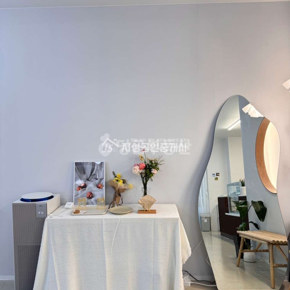 대구 달서구 상인동 코너상가/ 전면 통유리/ 시인성아주좋음/ 대단지아파트 맞은편상가/ 풍부한유동인구 월세 매물번호 10032 사진 1