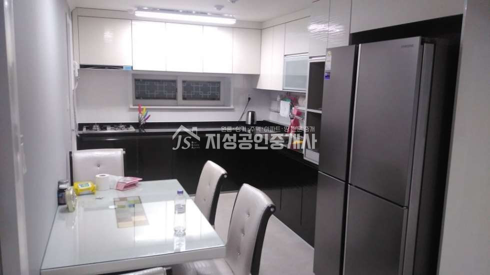 대구 달서구 진천동 710 1동 진천역도보10분거리/ 역세권아파트/ 주차편리/ 2년전완전올수리/ 방1확장/ 깔끔하고깨끗함/ 수목원도보10분거리 매매 매물번호 10128 사진 5