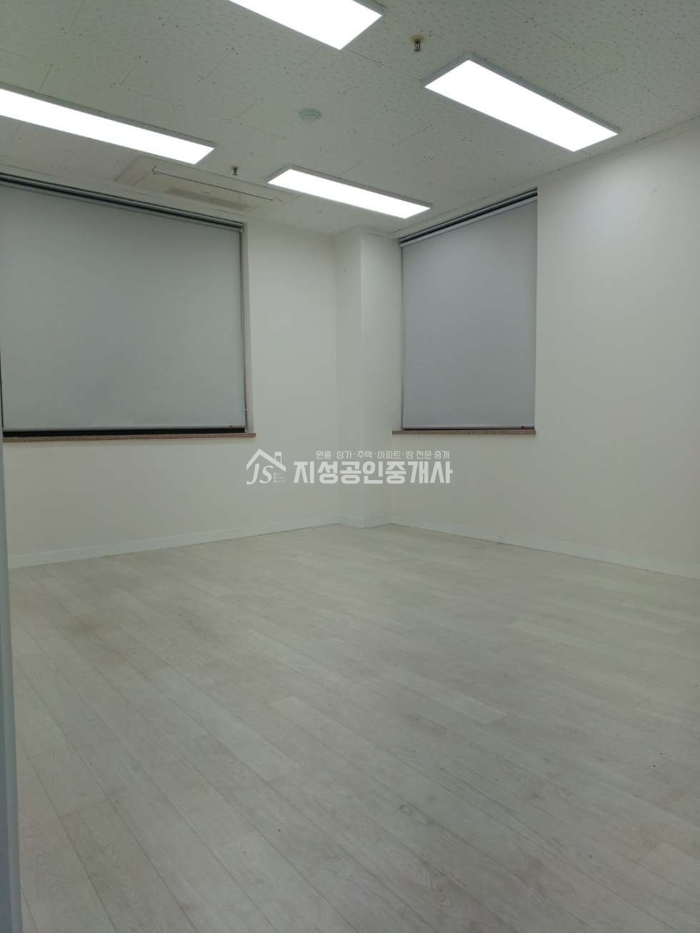 대구 달서구 월성동 권리금없음/ 풍부한유동인구/ 대구은행건물3층/ 다용도가능/ 시설좋음/ 철거원하면가능함/ 엘리베이터有 월세 매물번호 10198 사진 5