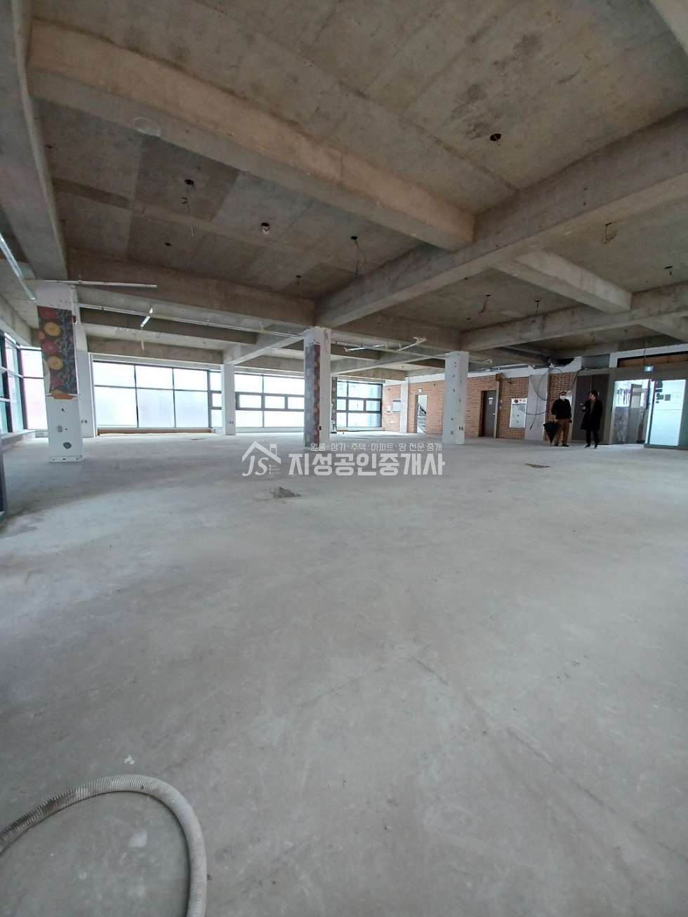 대구 달서구 월성동 정원빌딩동 2층단독사용/ 권리금없음/ 엘리베이터有/ 도로변상가/ 업종제한없음/ 대단지아파트인근/ 노출아주좋은상가 월세 매물번호 10265 사진 3
