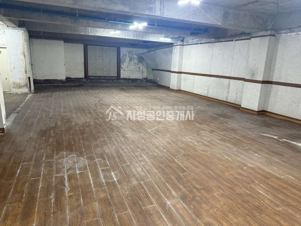 대구 달서구 송현동 역세권 /지하상가임대 / 즉시입주가능 /철거됨 / 넓은평수 월세 매물번호 12440 사진 1