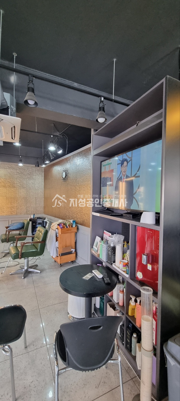 대구 달서구 진천동 무권리. 공실 . 사거리코너 입주협의 무권리 다용도 월세 매물번호 12171 사진 2