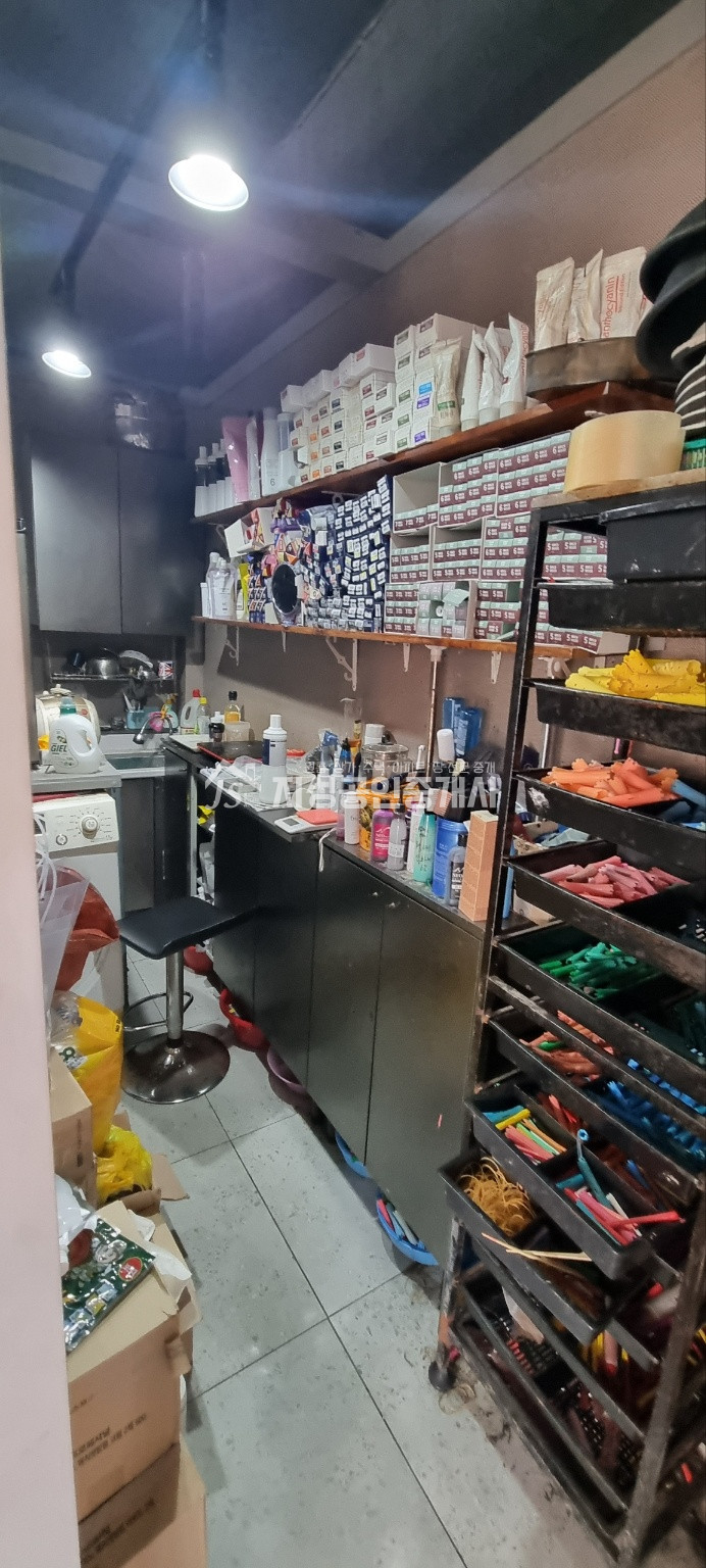 대구 달서구 진천동 무권리. 공실 . 사거리코너 입주협의 무권리 다용도 월세 매물번호 12171 사진 7