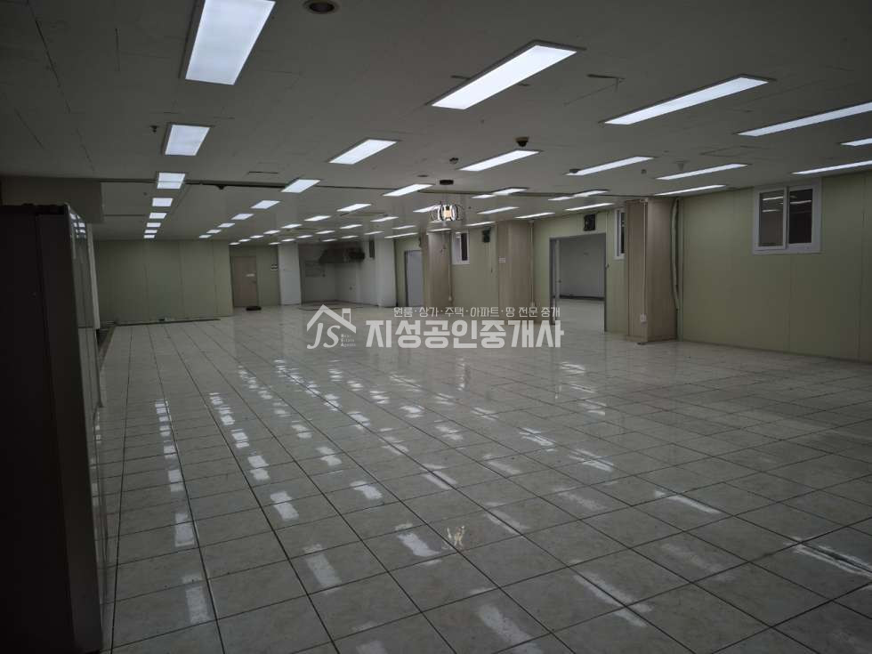 대구 달서구 도원동 상가330동 무권리, 현공실, 내부화장실, 아파트단지내상가, 내부깨끗 월세 매물번호 13816 사진 2