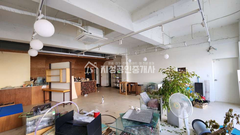 대구 달서구 월암동 권리금없음/ 성서공단안상가/ 풍부한유동인구/ 업종제한없음/ 상태좋음/ 깔끔하고깨끗함 월세 매물번호 10153 사진 3