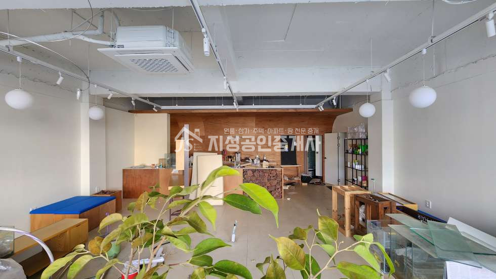 대구 달서구 월암동 권리금없음/ 성서공단안상가/ 풍부한유동인구/ 업종제한없음/ 상태좋음/ 깔끔하고깨끗함 월세 매물번호 10153 사진 4