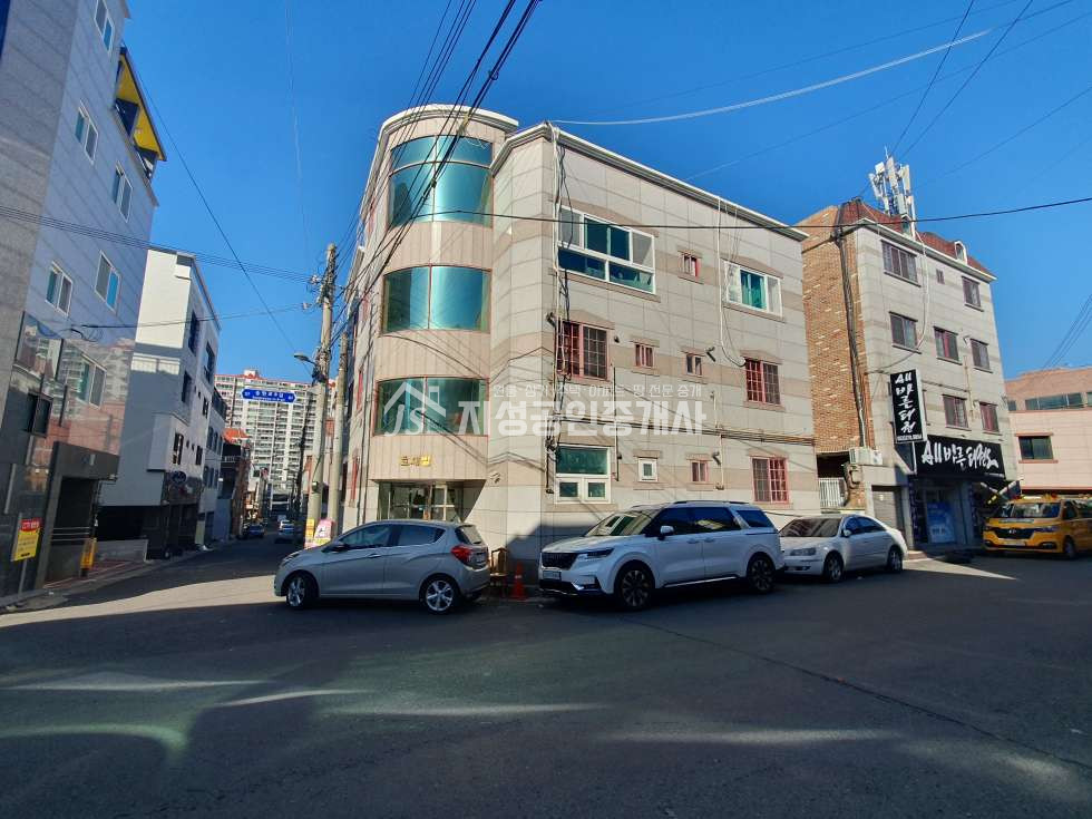 대구 달서구 송현동 798-174 대남초인근/ 월촌역인근/ 코너건물/ 공실걱정없음/ 땅값으로건물까지/ 8x6코너/ 다양한세대구성/ 투자용으로도아주좋음 매매 매물번호 10162 사진 2