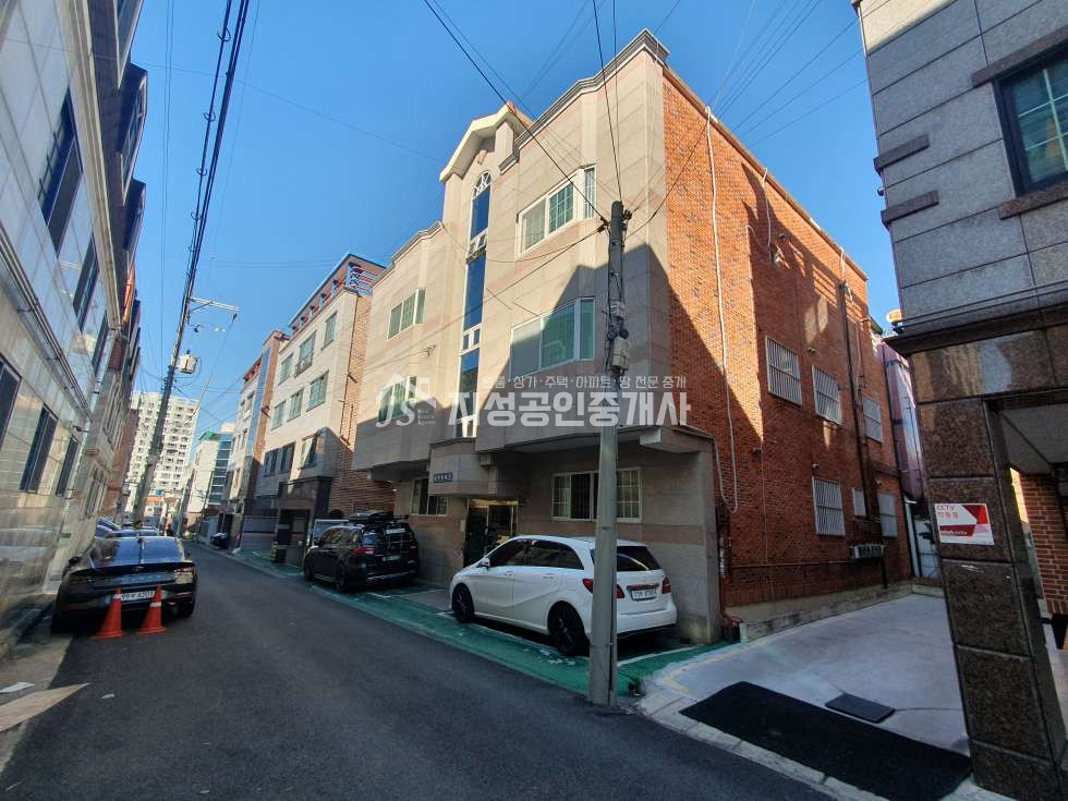 대구 달서구 송현동 798-90 송현청구제네스아파트인근/ 송현역,월촌역더블역세권/ 공실걱정없는위치/ 땅값으로건물까지/ 인수가1억5천/ 투자가치굿 매매 매물번호 10161 사진 4