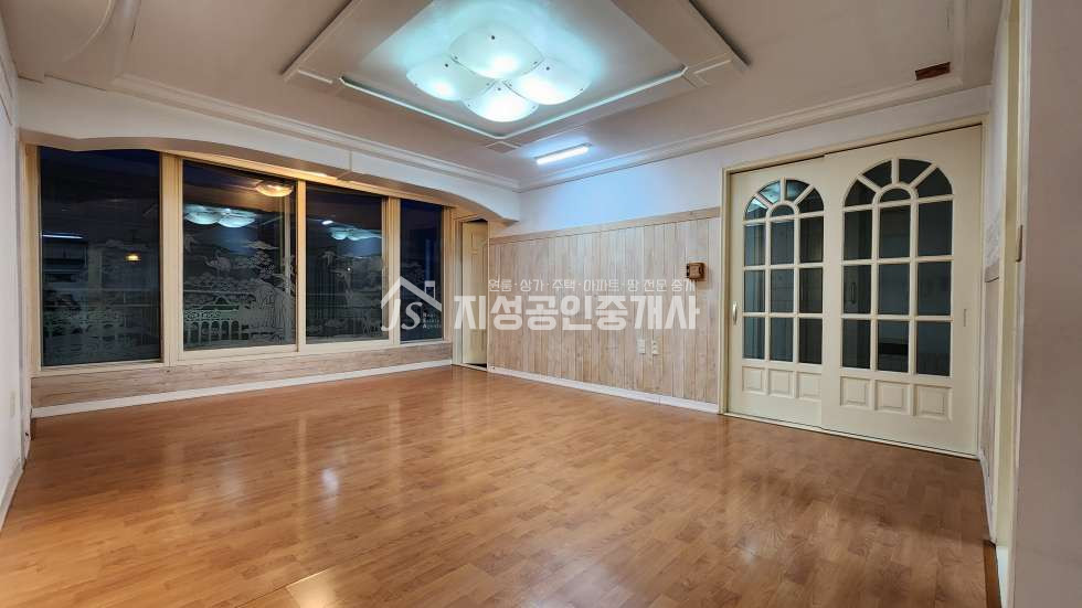 대구 달서구 대곡동 1015-6 대곡역인근/ 수목원인근/ 초,중,고바로인접/ 공기좋은위치/ 금액절충가능/ 버스정류장도보1분/ 햇살아주잘들어옴 매매 매물번호 10172 사진 1