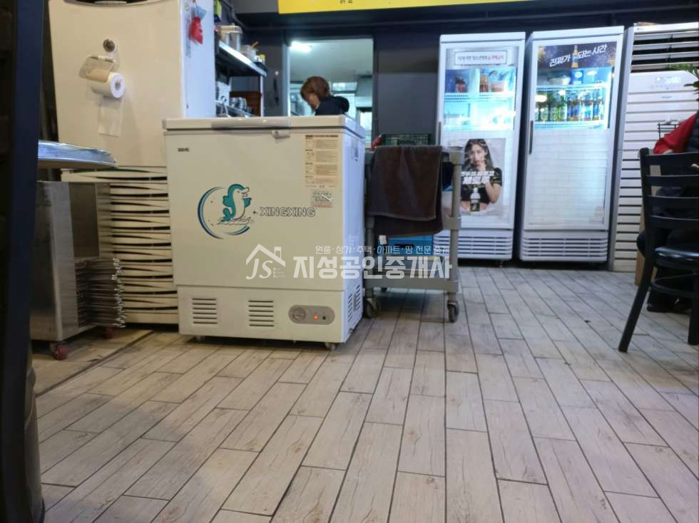 대구 달서구 장기동 장기동먹자골목라인/ 유동인구풍부함/ 시인성좋음/ 깔끔하고깨끗함/ 권리금협의/ 양도양수가능 월세 매물번호 10180 사진 6